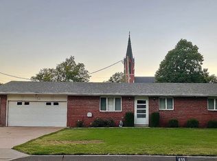 499 Crestview Ct, Andale, KS 67001