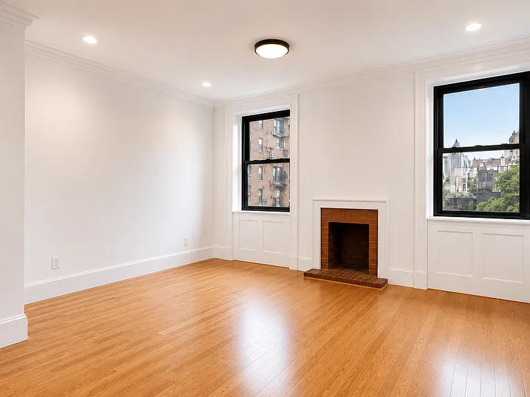 310 W 97th St #72 — Photo 3