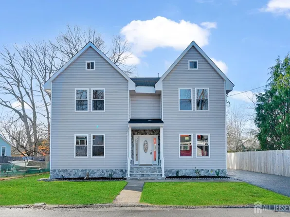 176 Easy St, Edison, NJ 08817