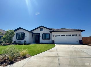 11001 Quentari Ave, Bakersfield, CA 93311