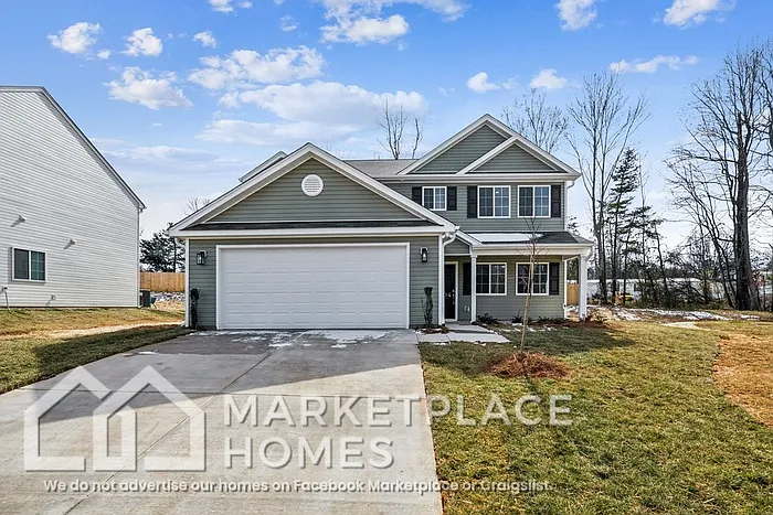5 bed, 3.5 bath, 2712 sqft, $2,395 — Photo 2