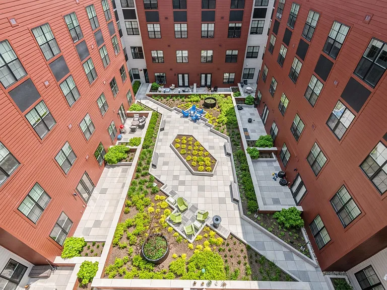EDGE Apartments — Photo 80