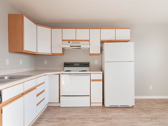 3rd image of 4857 S Sheila Ln #101