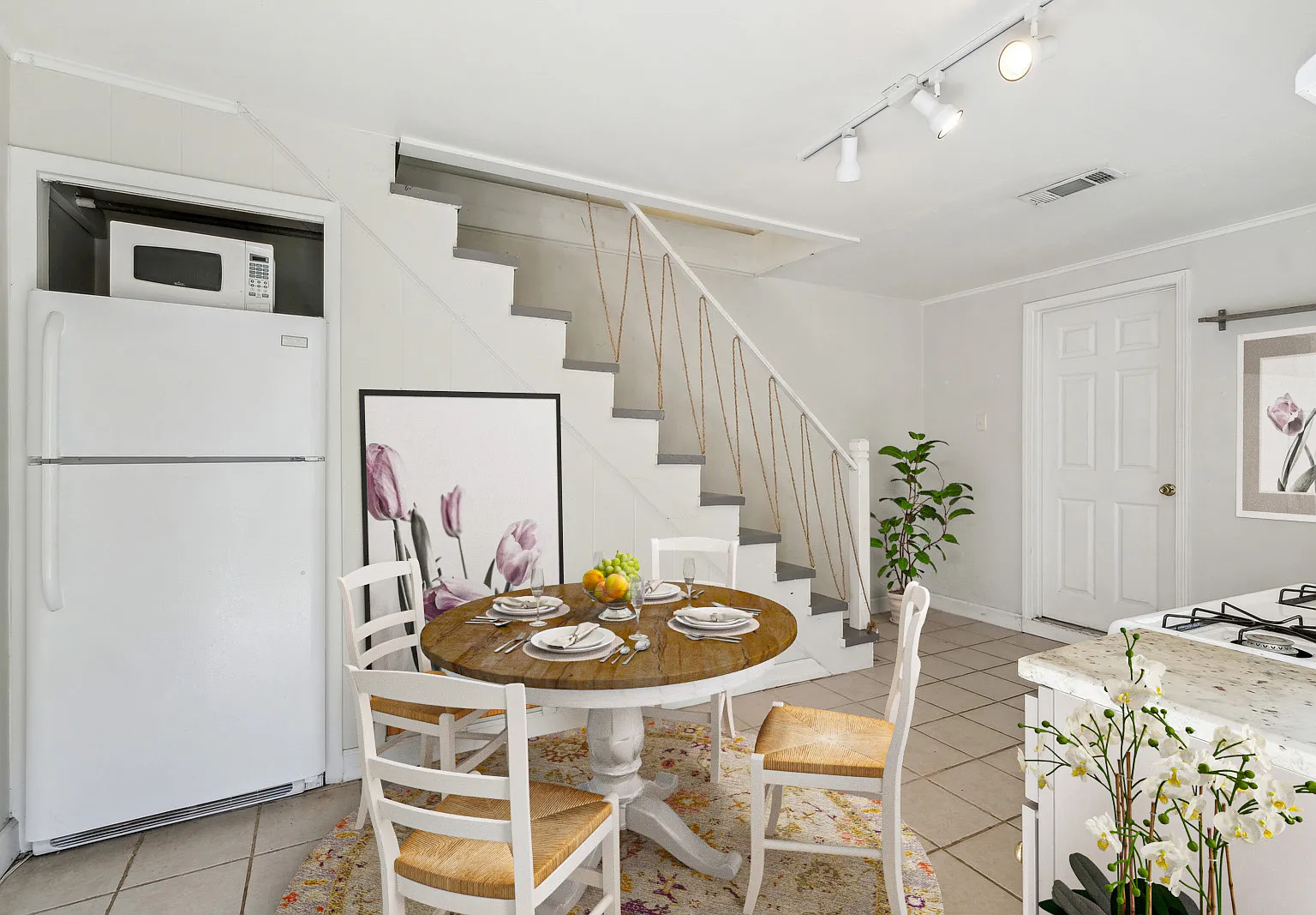 1 bed, 800 sqft, $1,400 — Photo 4