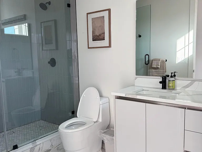 305 Lee St — Photo 17