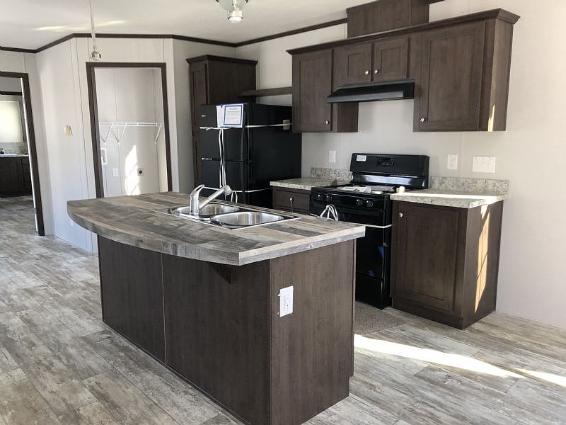 2nd image of 4108 SE Ridgeview Ter