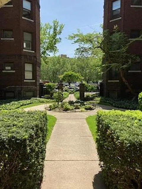 Phillips Manor — Photo 3