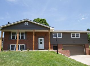 717 Neely Rd, Brevard, NC 28712