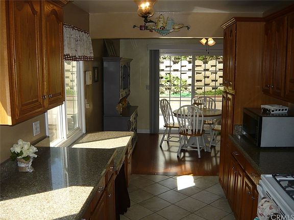 4th image of 15443 Foremast Dr