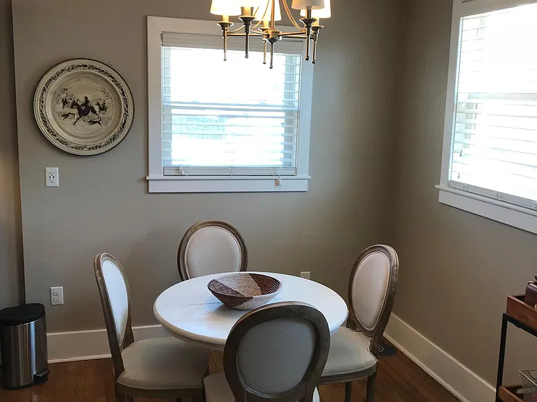 335 Thorn St #1 — Photo 6
