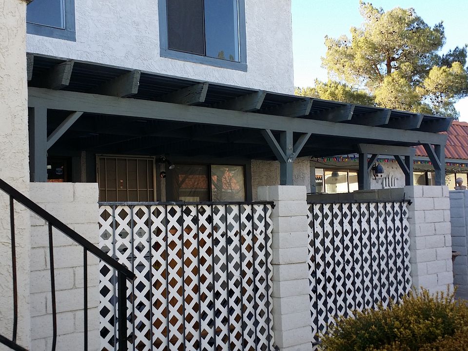 2nd image of 1129 Willow Tree Dr Unit C