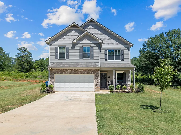 1518 Valley Brook Dr SW — Photo 1