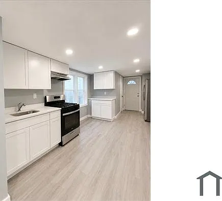 23 Portland St — Photo 1