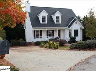 203 Mikenah Ct, Easley, SC 29640