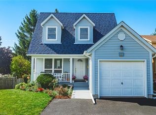 27 Westchester Dr, Kitchener, ON N2B3M7