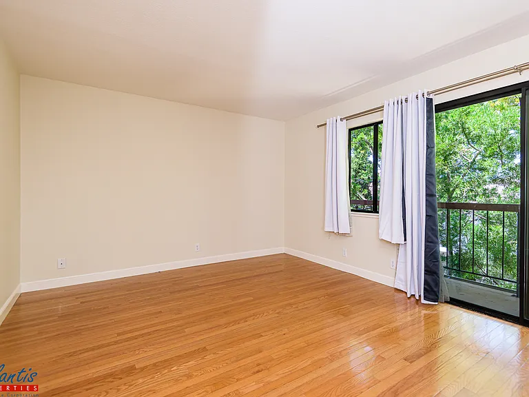 431 Northlake Dr #54 — Photo 5