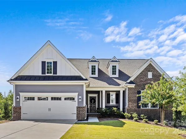 16414 Fallview Dr, Charlotte, NC 28278