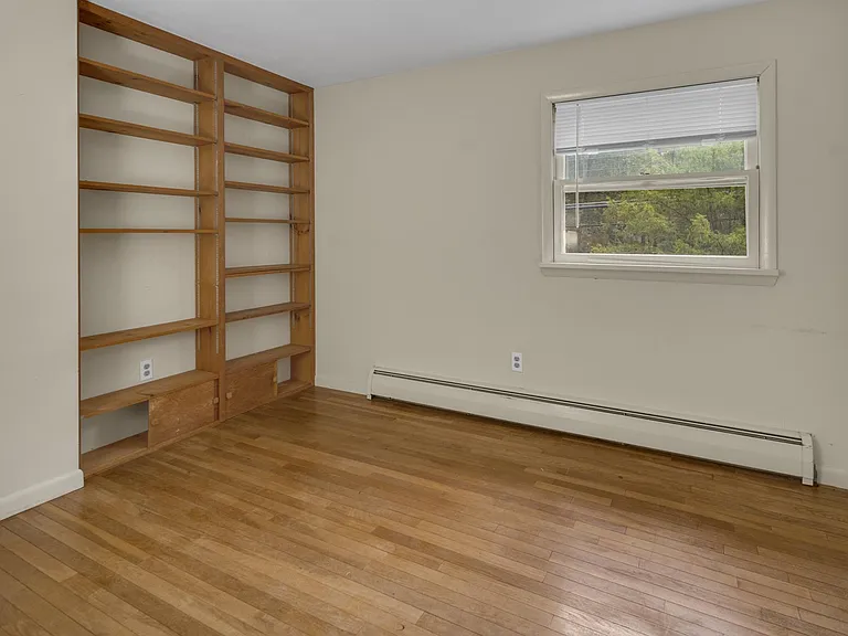 704 Triphammer Rd — Photo 18