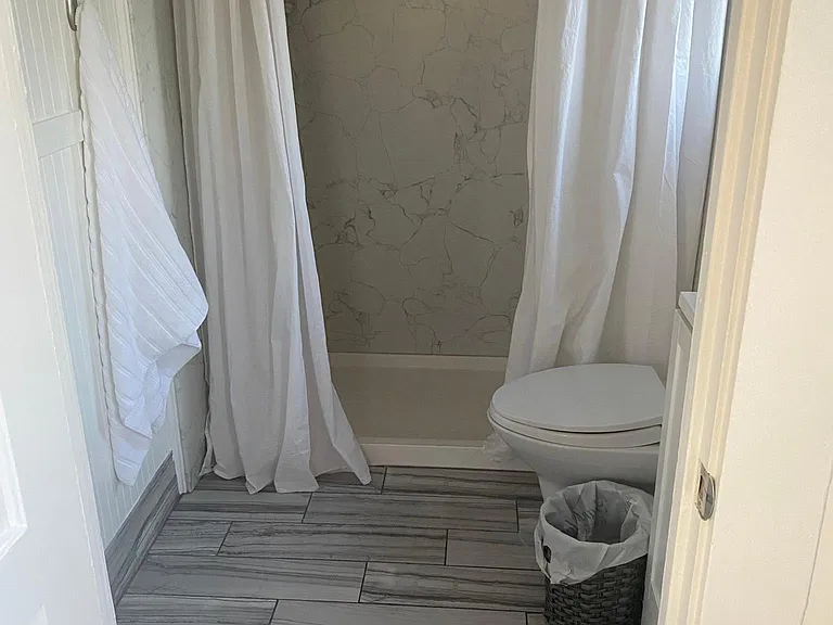 533 University Ave #3 — Photo 9