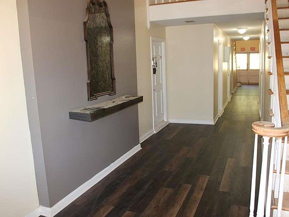 2nd image of 146 Rue Fontaine