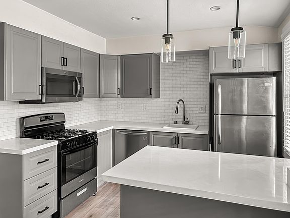 5th image of 1216 N Crescent Heights Blvd APT 14