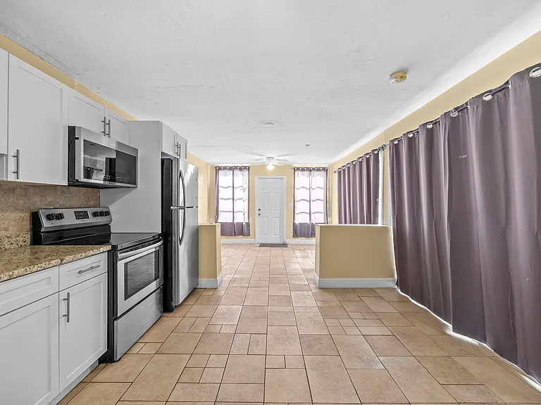 120 Pleasant Pl #1 — Photo 6