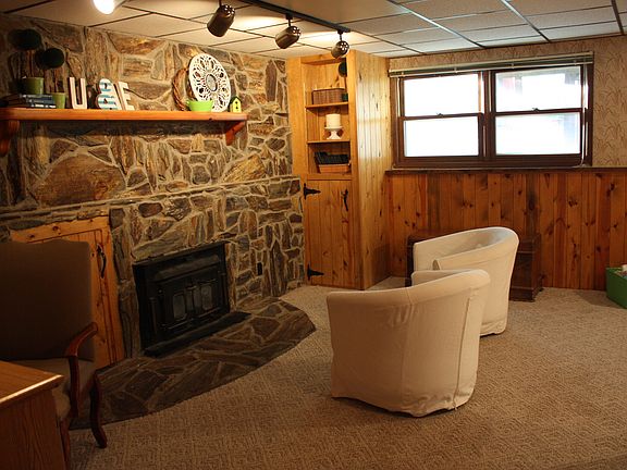 Family Room-Basement