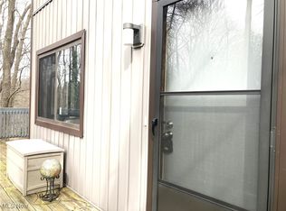 2134 Pinebrook Trl, Cuyahoga Falls, OH 44223