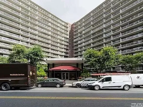 61-25 97th St APT 1D, Rego Park, NY 11374