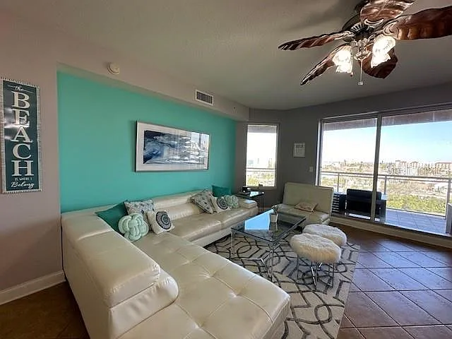 521 Mandalay Ave #704 — Photo 13