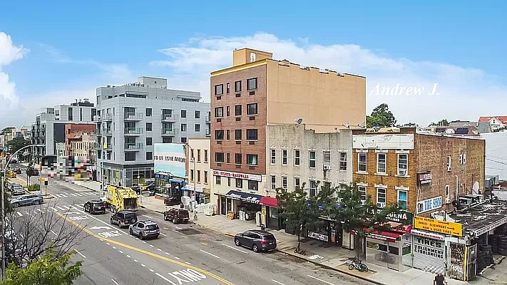 2nd image of 106-07 Northern Blvd #4A