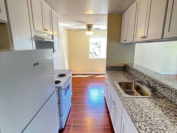 4th image of 2157 Carlmont Dr APT 9