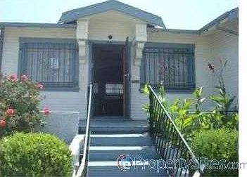 1st image of 514 W 74th St