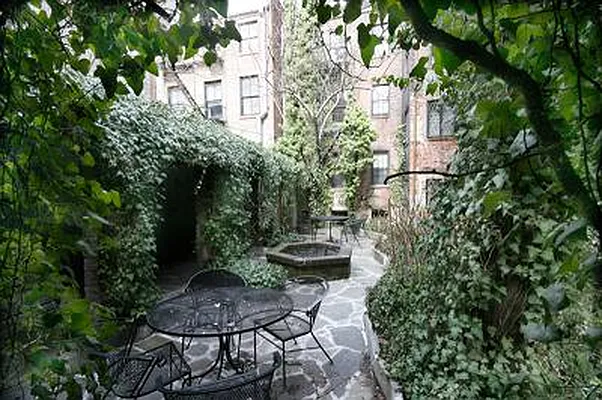 Sold by Corcoran | media 22