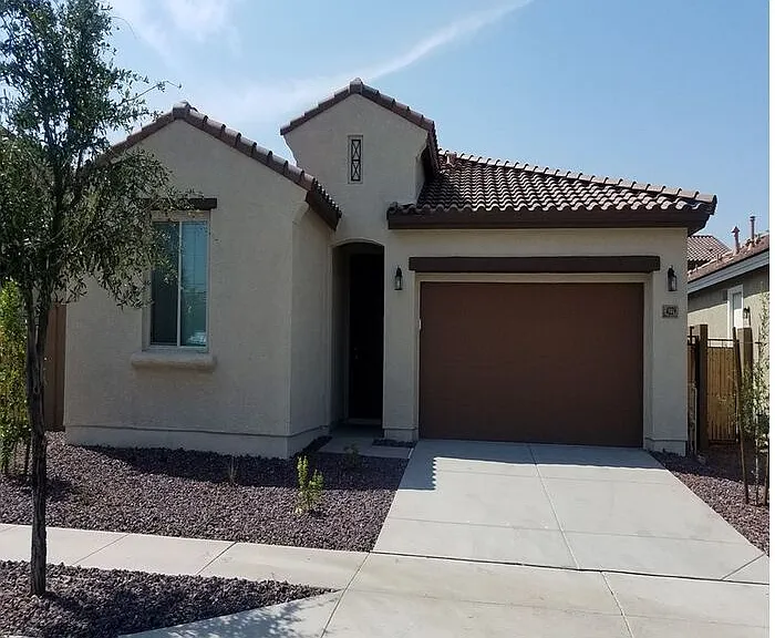 4229 W Coles Rd — Photo 1