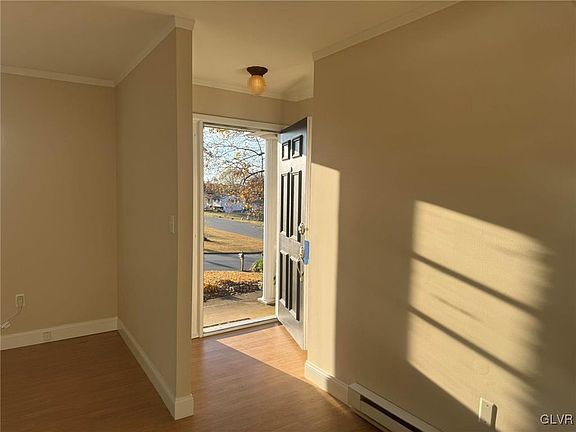 4th image of 1803 Meadow Lane Dr