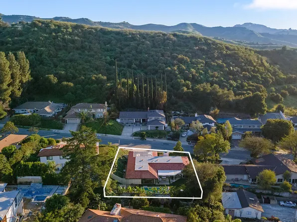 3804 Eddingham Ave, Calabasas, CA 91302