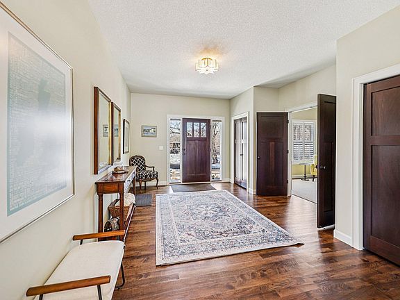 3rd image of 145 Cutacross Rd