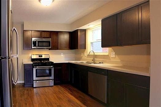 2nd image of 1190 Franklin Ave