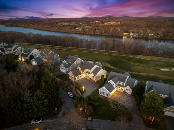 1 Belhaven, Cromwell, CT 06416