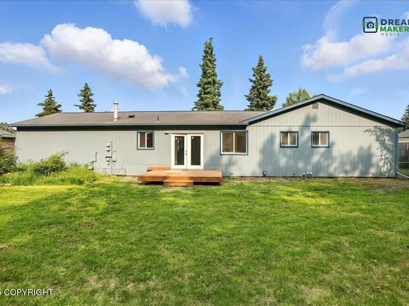 1918 Juneau Dr, Anchorage, AK 99501