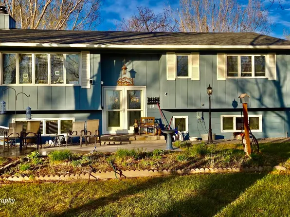 111 Country Dr, Worland, WY 82401