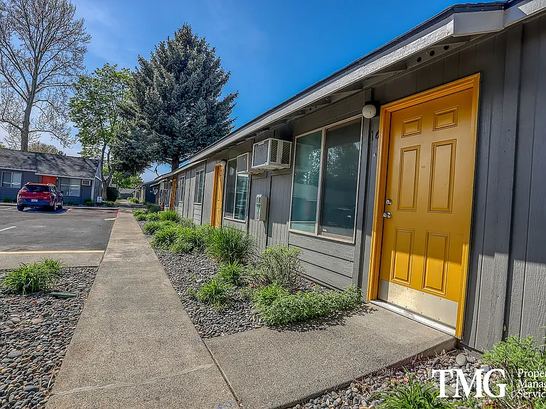 200 Waldron St — Photo 14