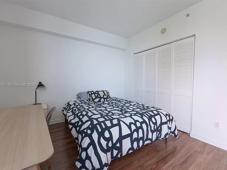 325 Biscayne Blvd #821 — Photo 6