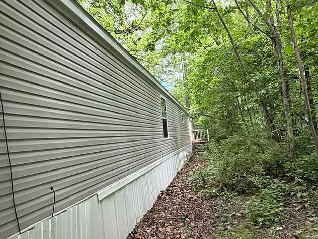 3 bed, $800 — Photo 2