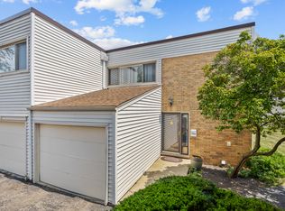 369 Cedar Tree Ct, Hoffman Estates, IL 60169