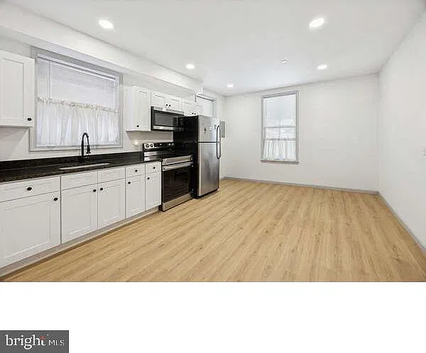 3 bed, 1.0 bath, 1973 sqft, $1,800 — Photo 3