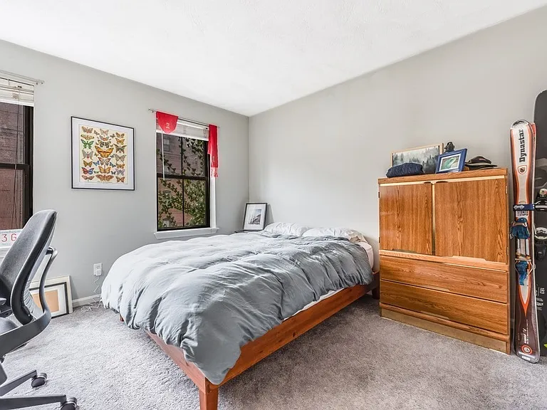 102 E Brookline St #4 — Photo 11