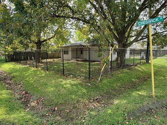 3rd image of 8545 Cheswick Dr