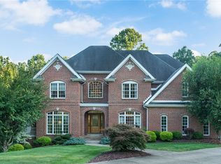 3424 Lashan Dr, Murrysville, PA